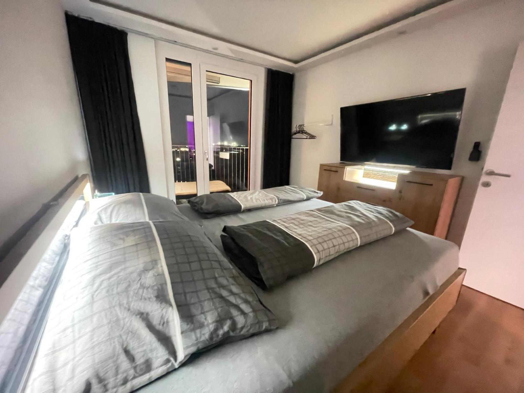 格拉茨100 Qm Penthouse, Self-Check-In, 2 Parkplaetze公寓 外观 照片
