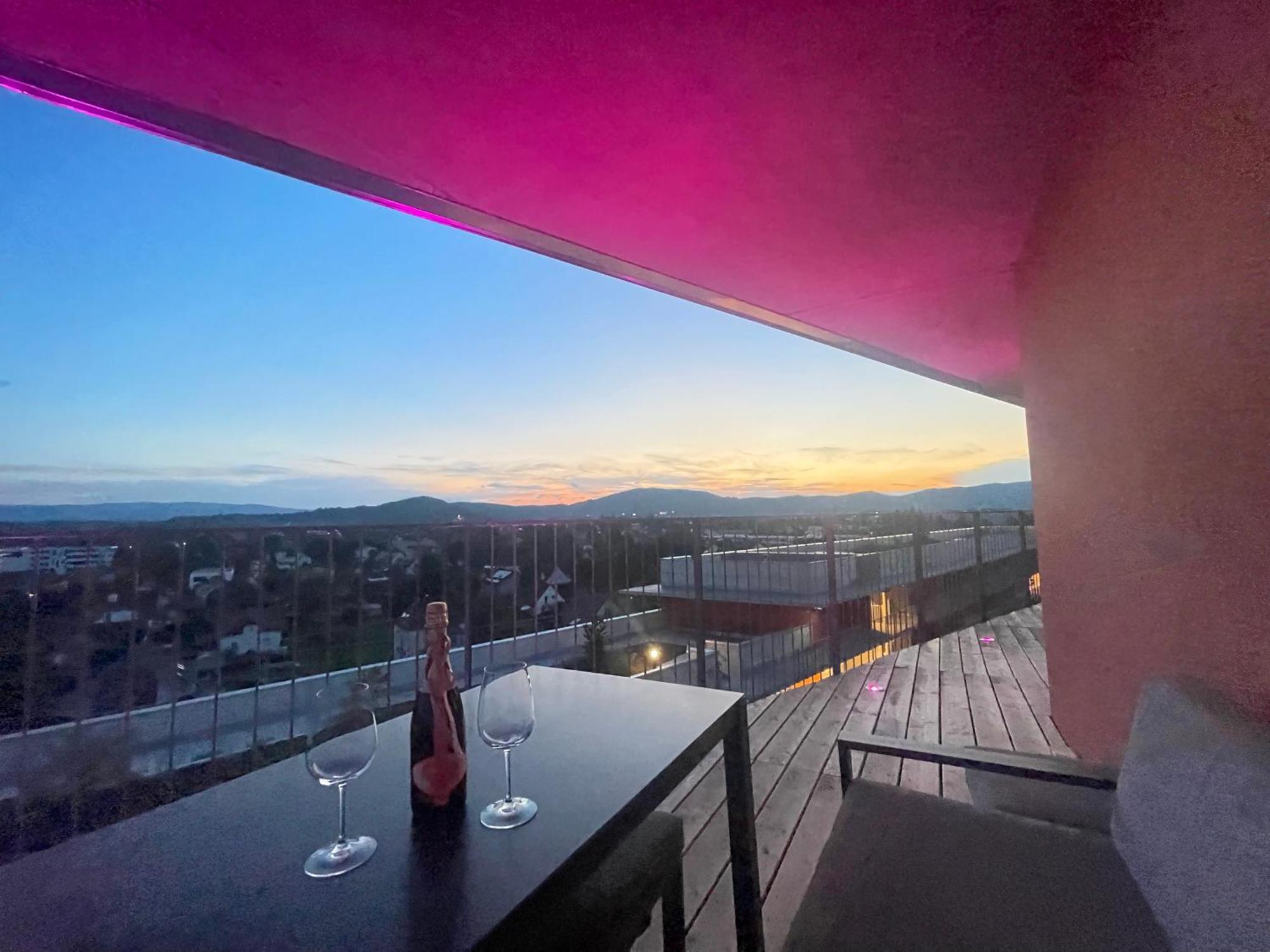 格拉茨100 Qm Penthouse, Self-Check-In, 2 Parkplaetze公寓 外观 照片